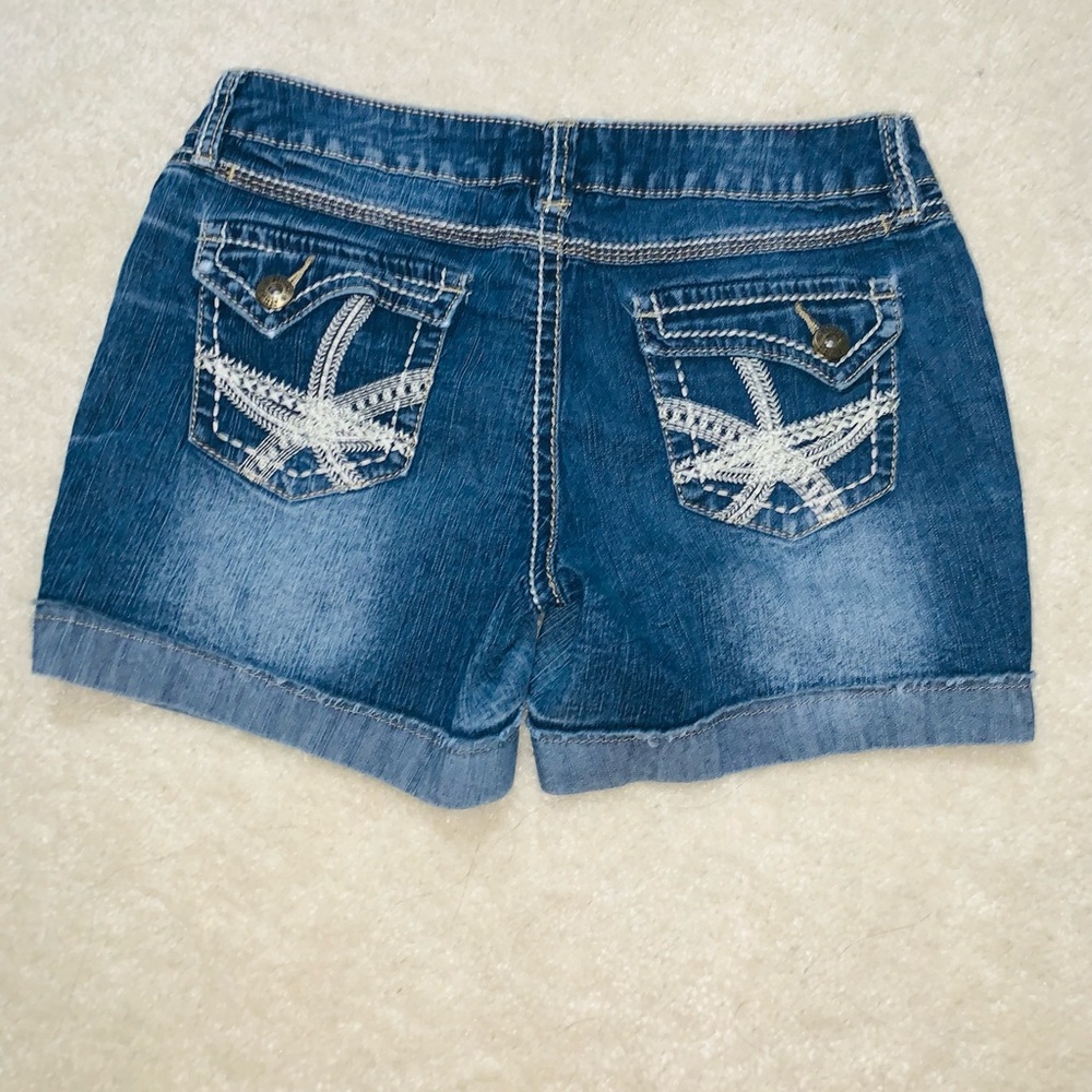 Shorts - Picture 2 of 2